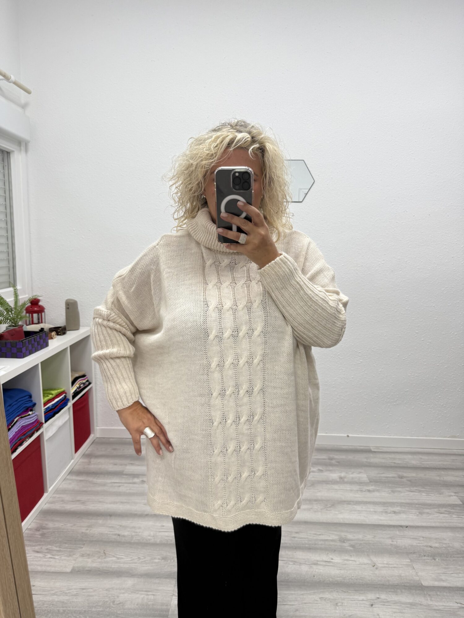 Jersey cuello alto ochos crudo