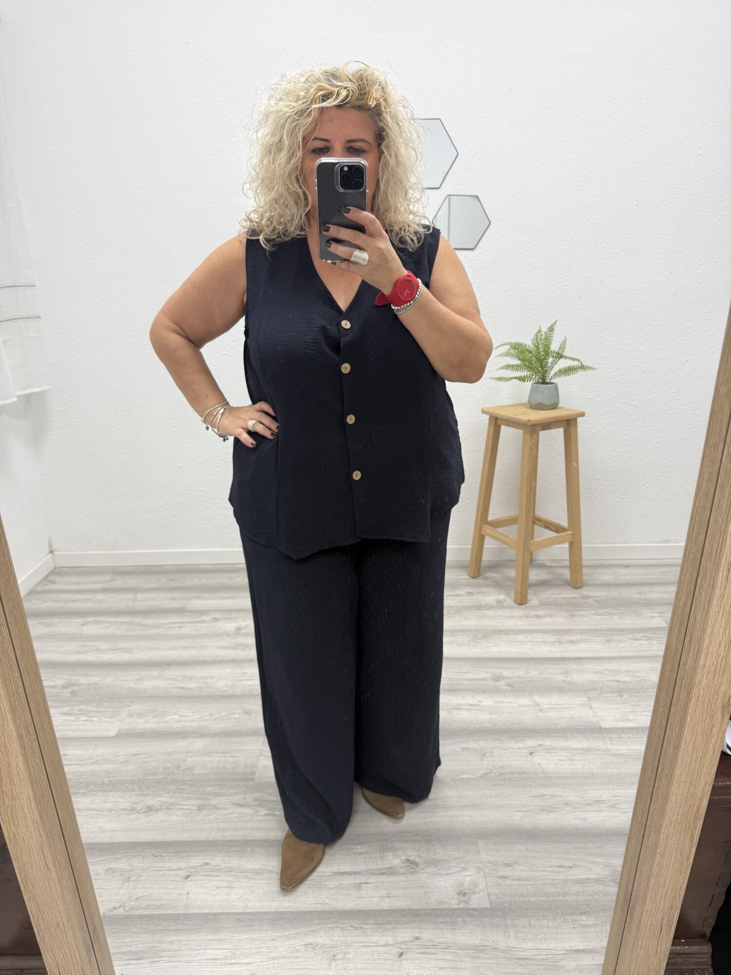 Conjunto chaleco negro
