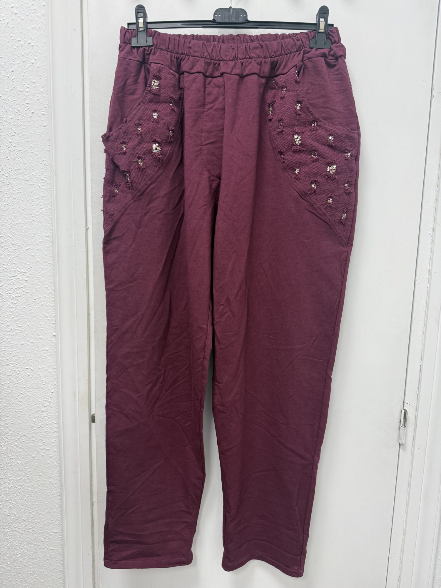 Pantalon lentejuelas burdeos