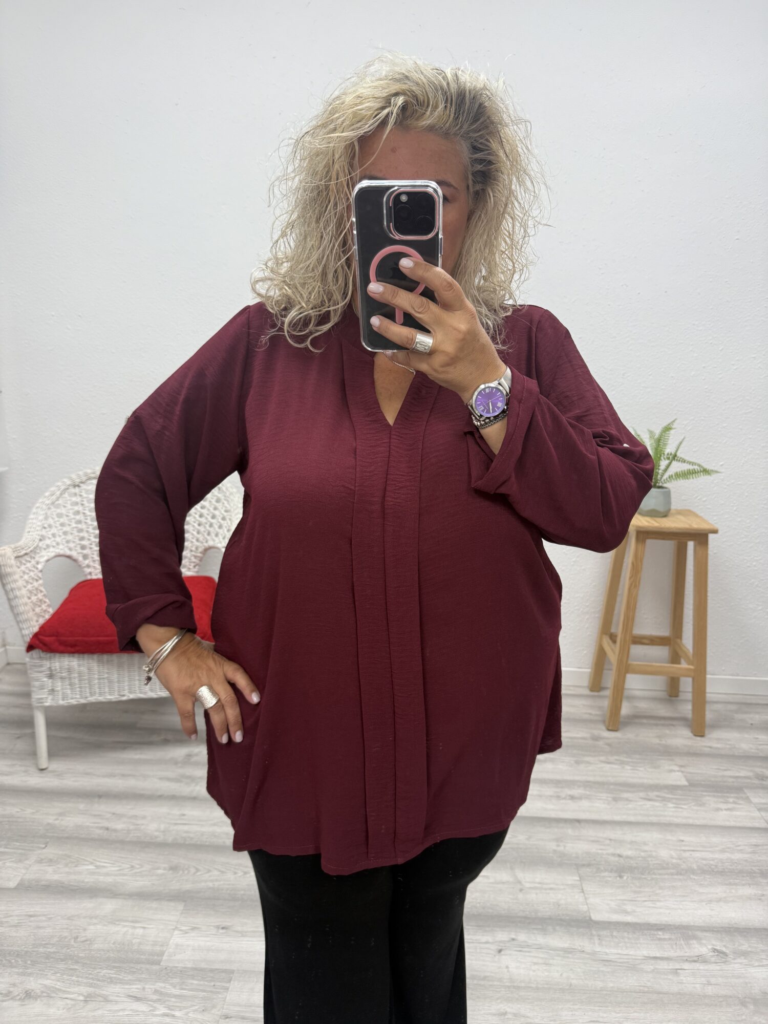 Blusa cuello mao burdeos