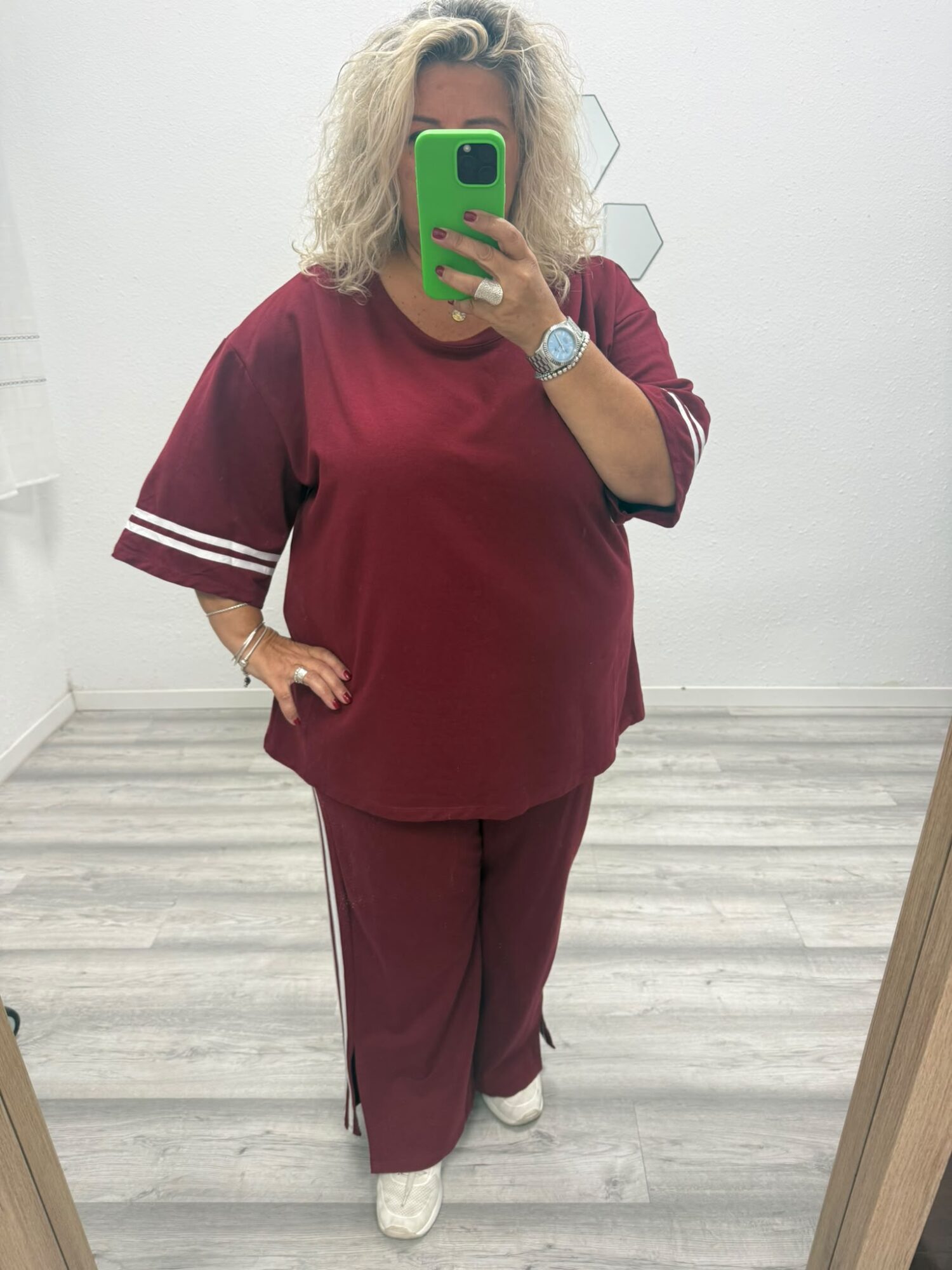 Conjunto rayas burdeos