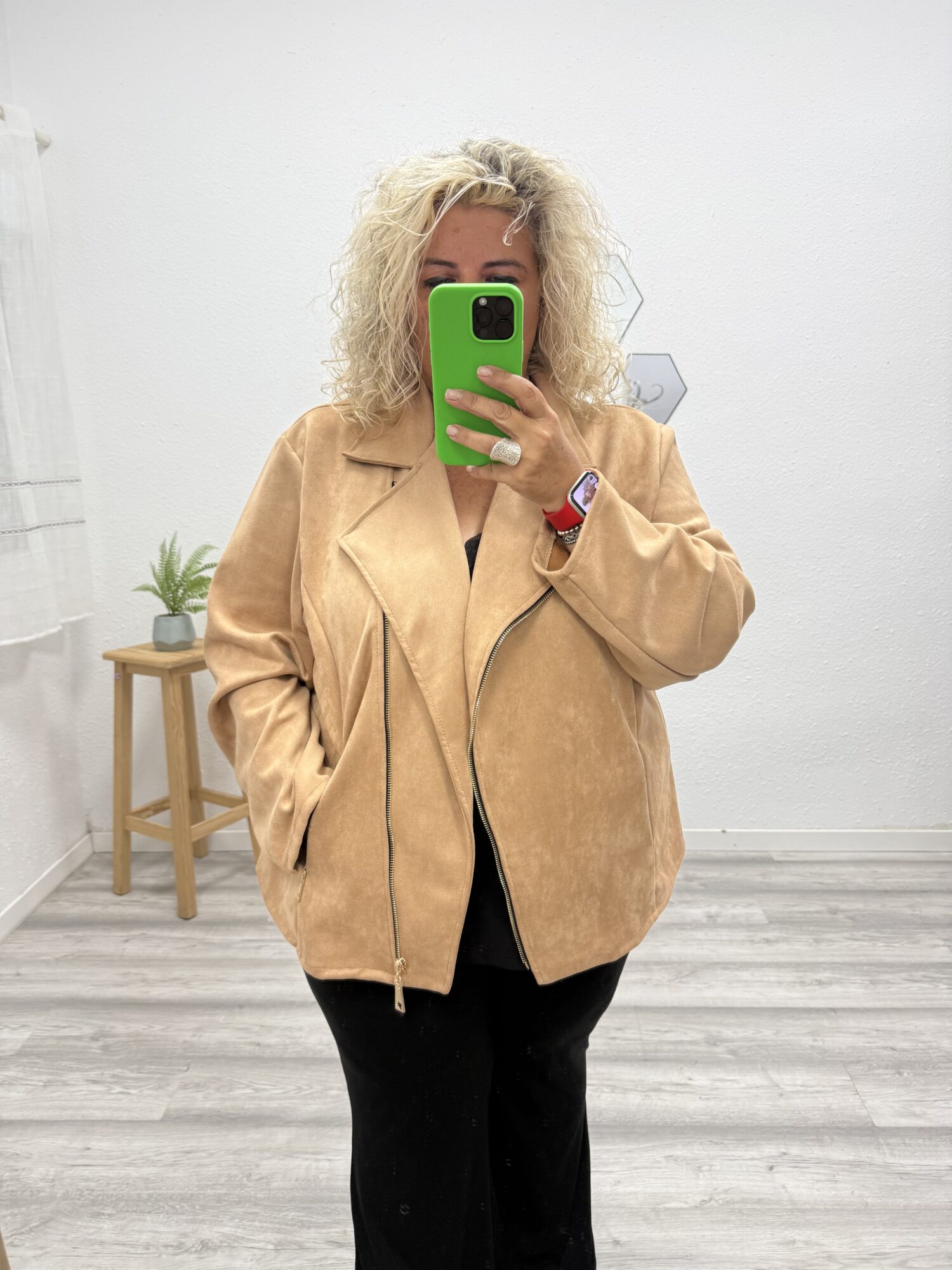 Biker antelina camel