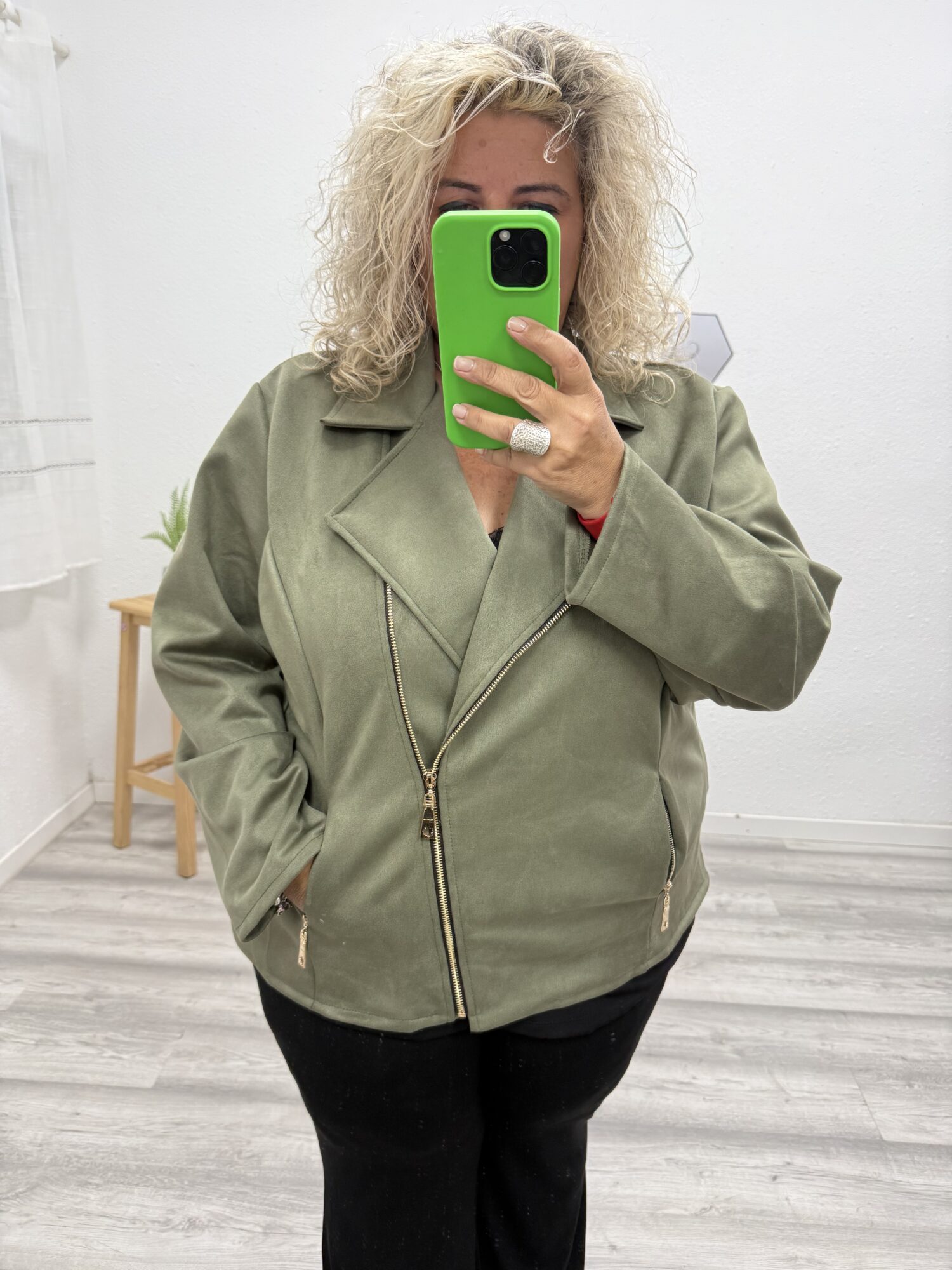 Biker antelina verde botella
