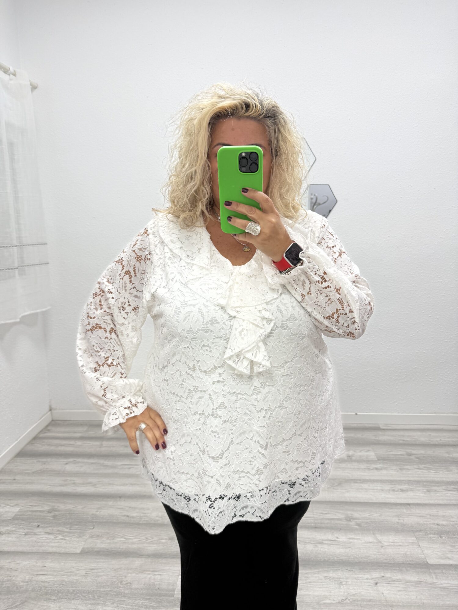 Blusa encaje blanca