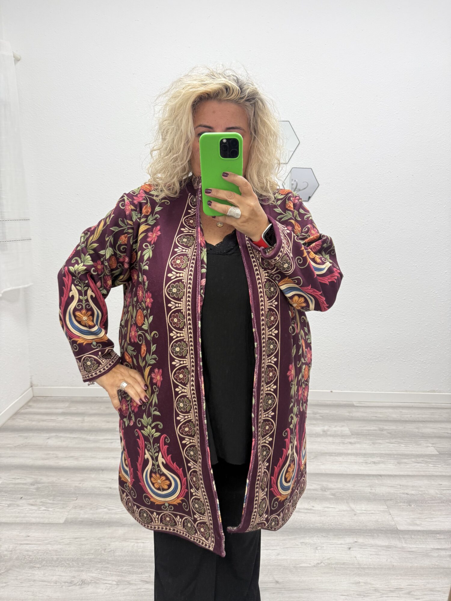 Chaqueta estampada burdeos